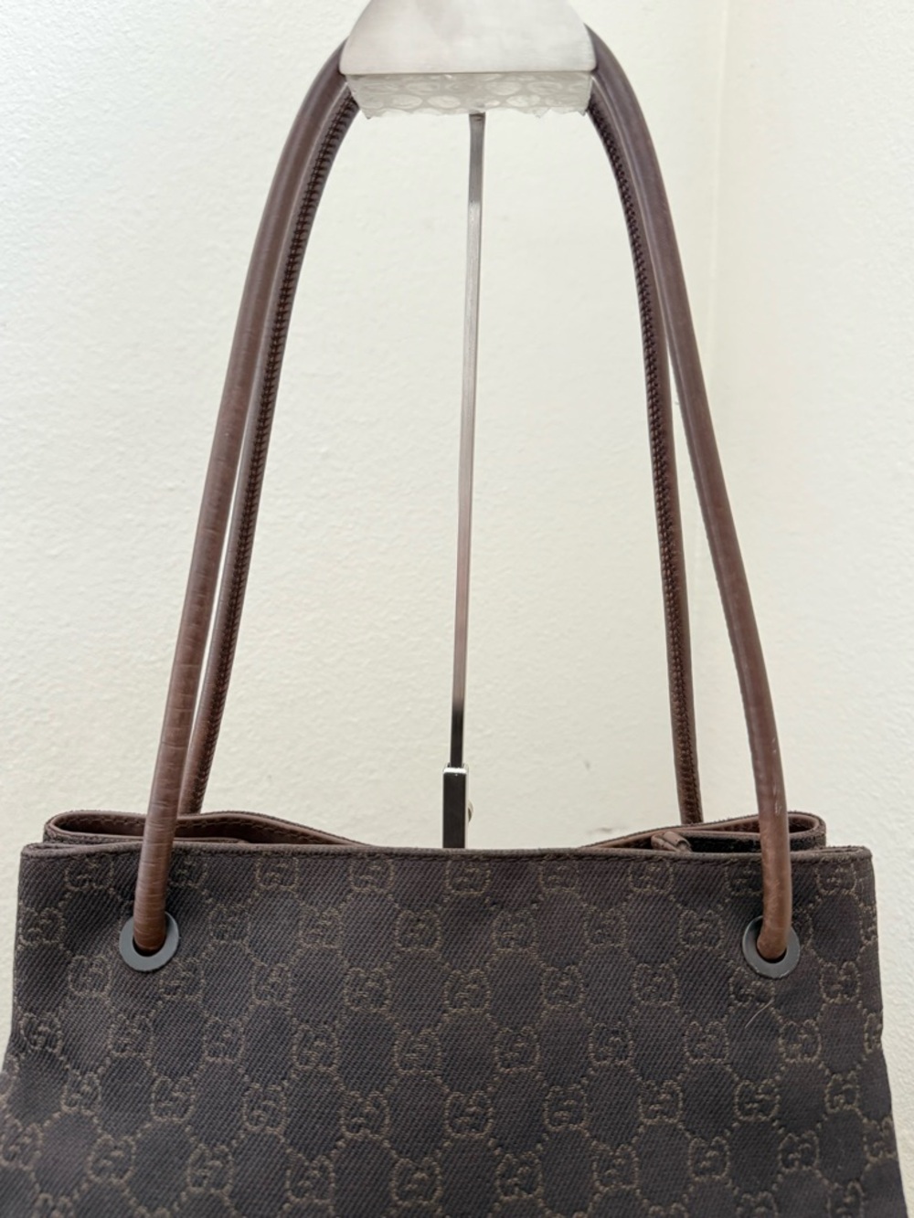 GUCCI GG Monogram Brown Canvas Tote Bag - Picture 4 of 14